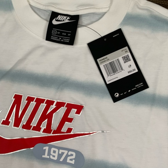 NIKE LOOSE FIT TSHIRT DRESS - Picture 3 of 4